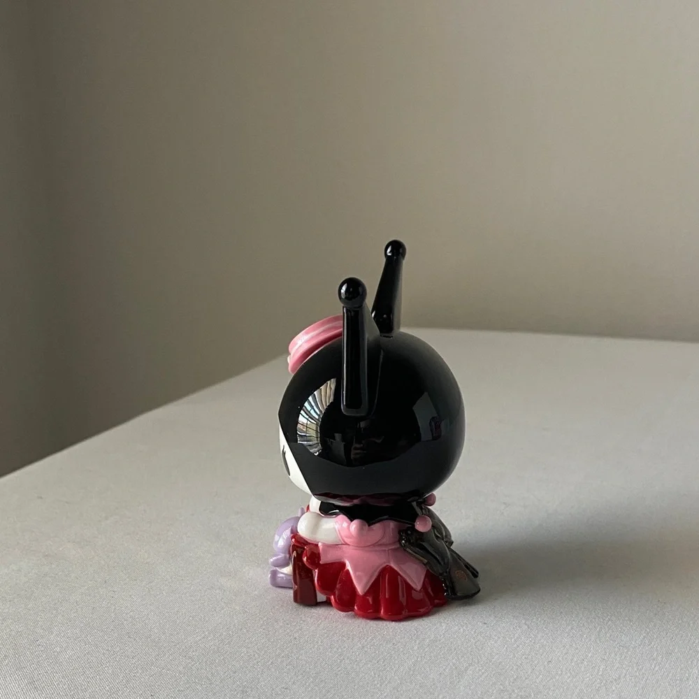 Sanrio Kuromi Rose and Earl Figure